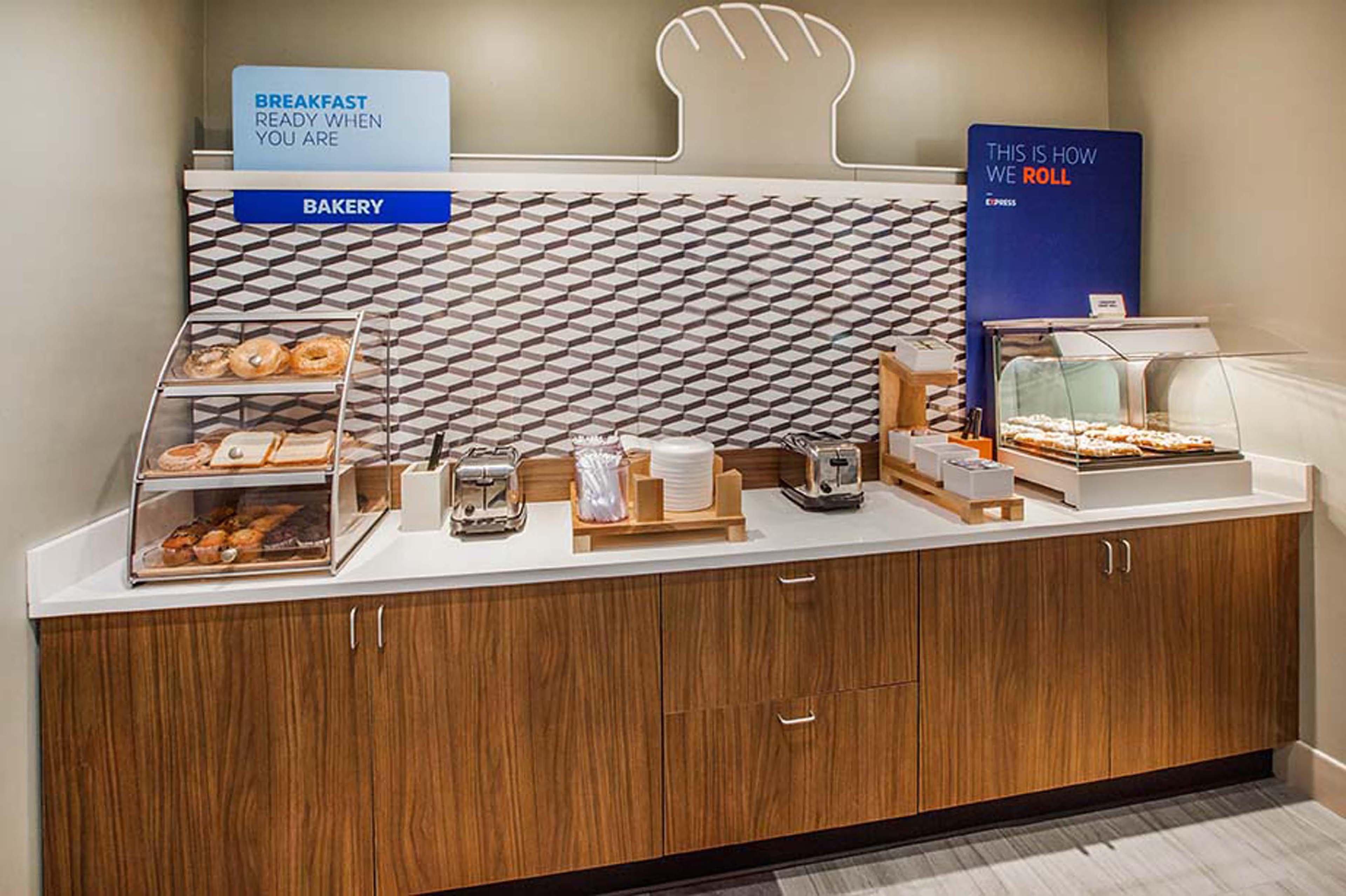 Holiday Inn Express And Suites Sikeston By Ihg Екстериор снимка