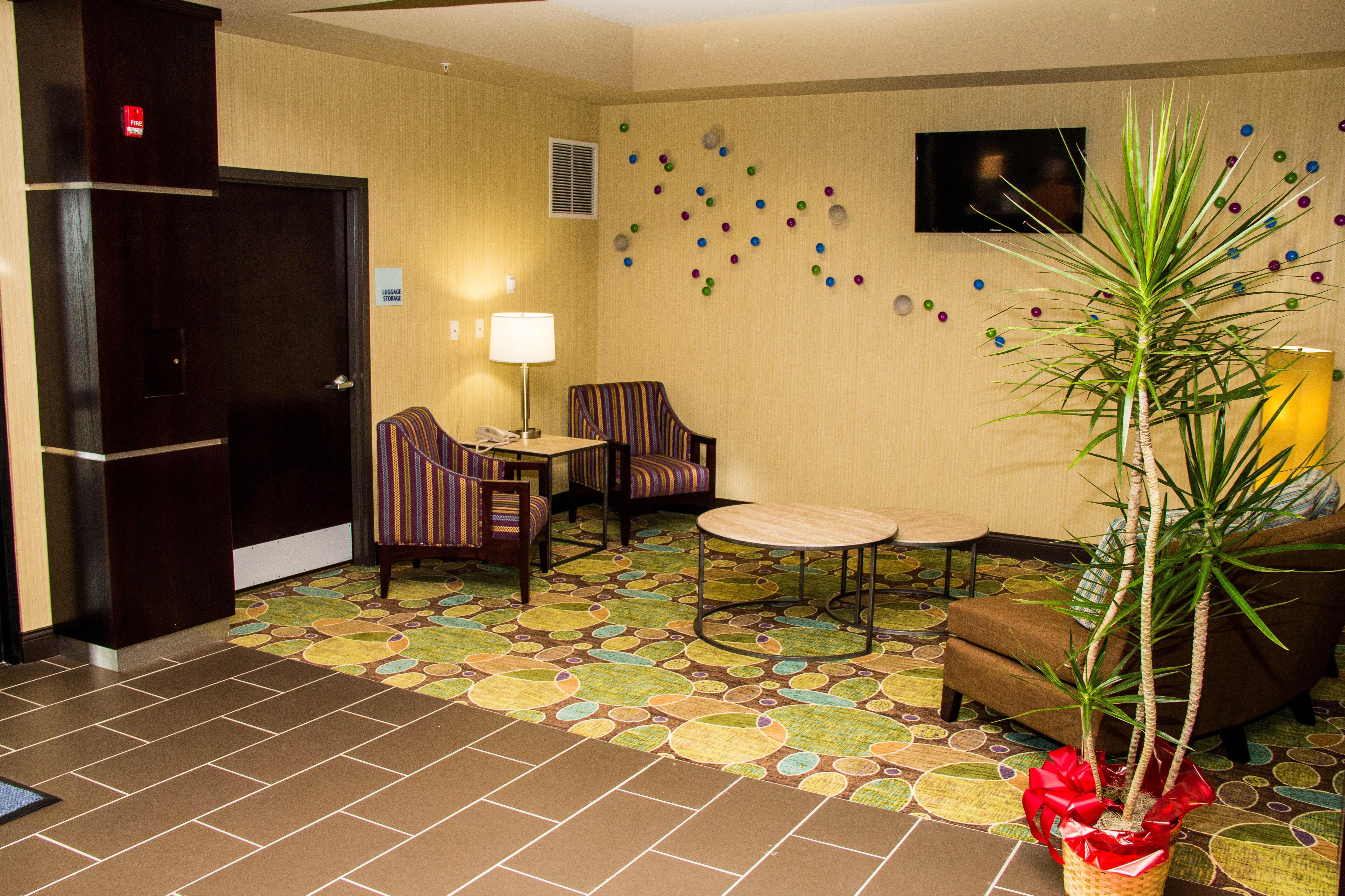 Holiday Inn Express And Suites Sikeston By Ihg Екстериор снимка