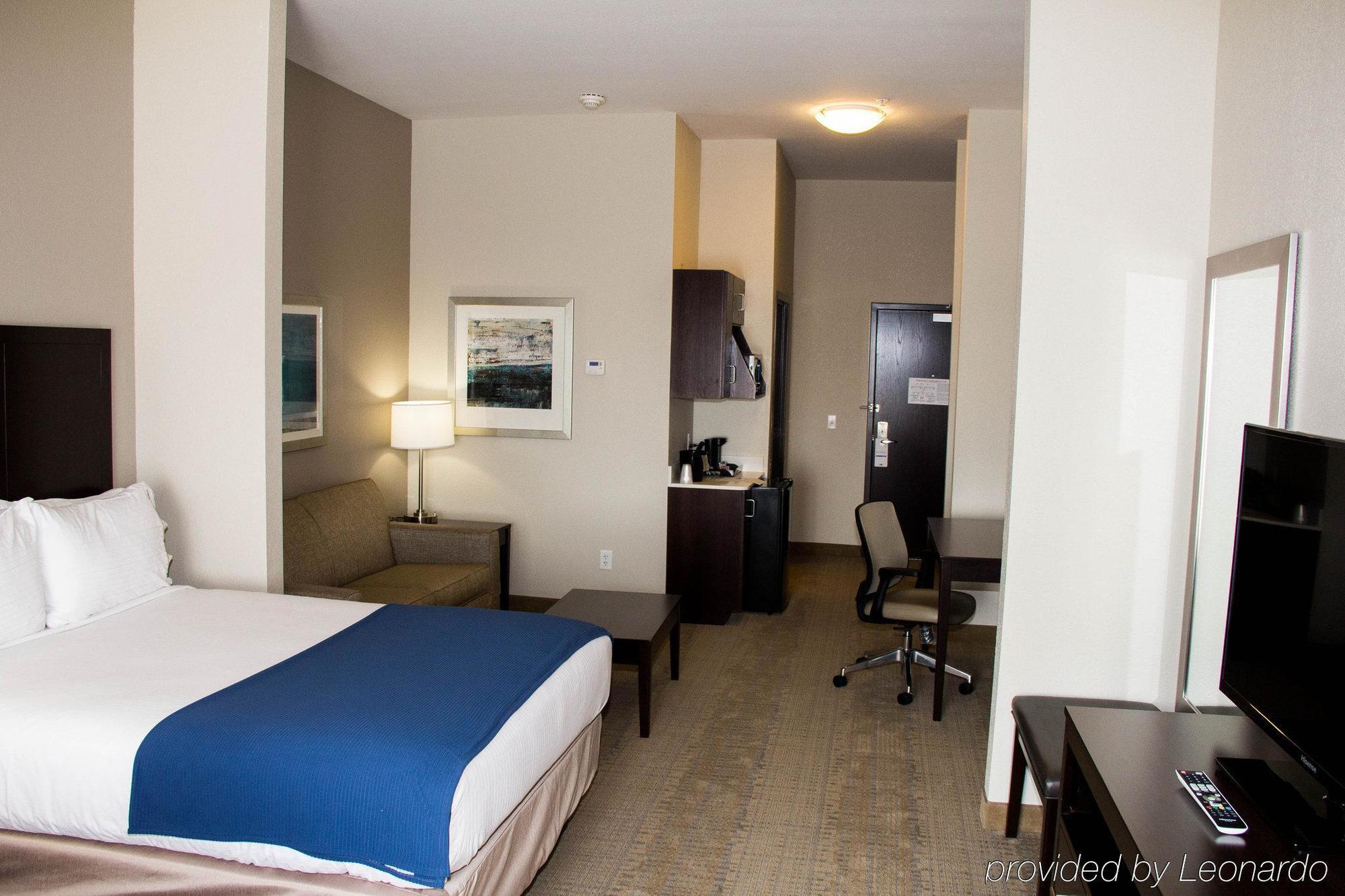 Holiday Inn Express And Suites Sikeston By Ihg Екстериор снимка